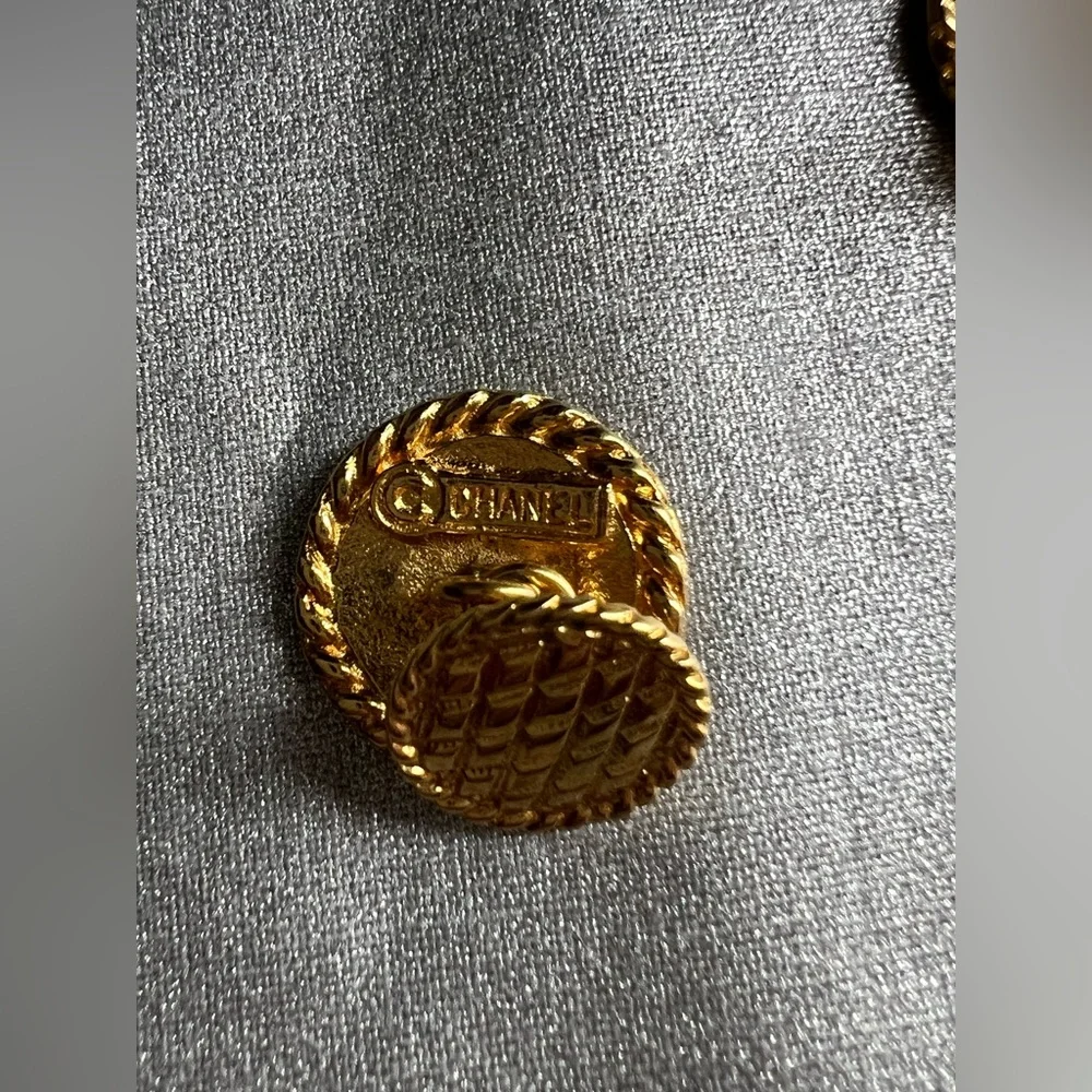Chanel Gold Round Vintage Cufflinks